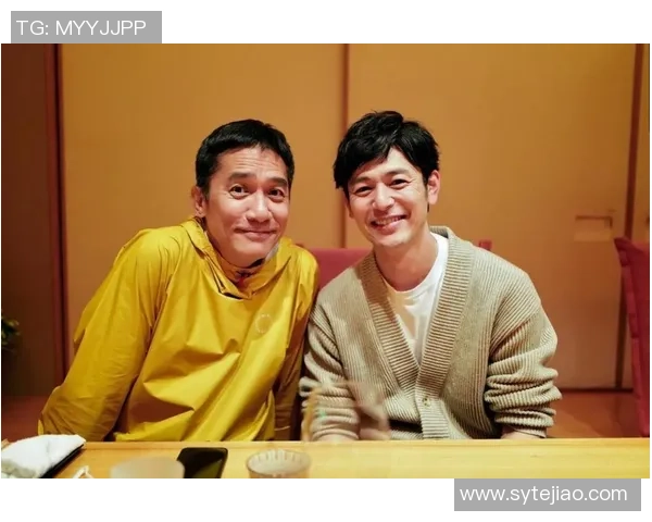 梁朝伟与足球明星同框合影展现运动与艺术的完美结合